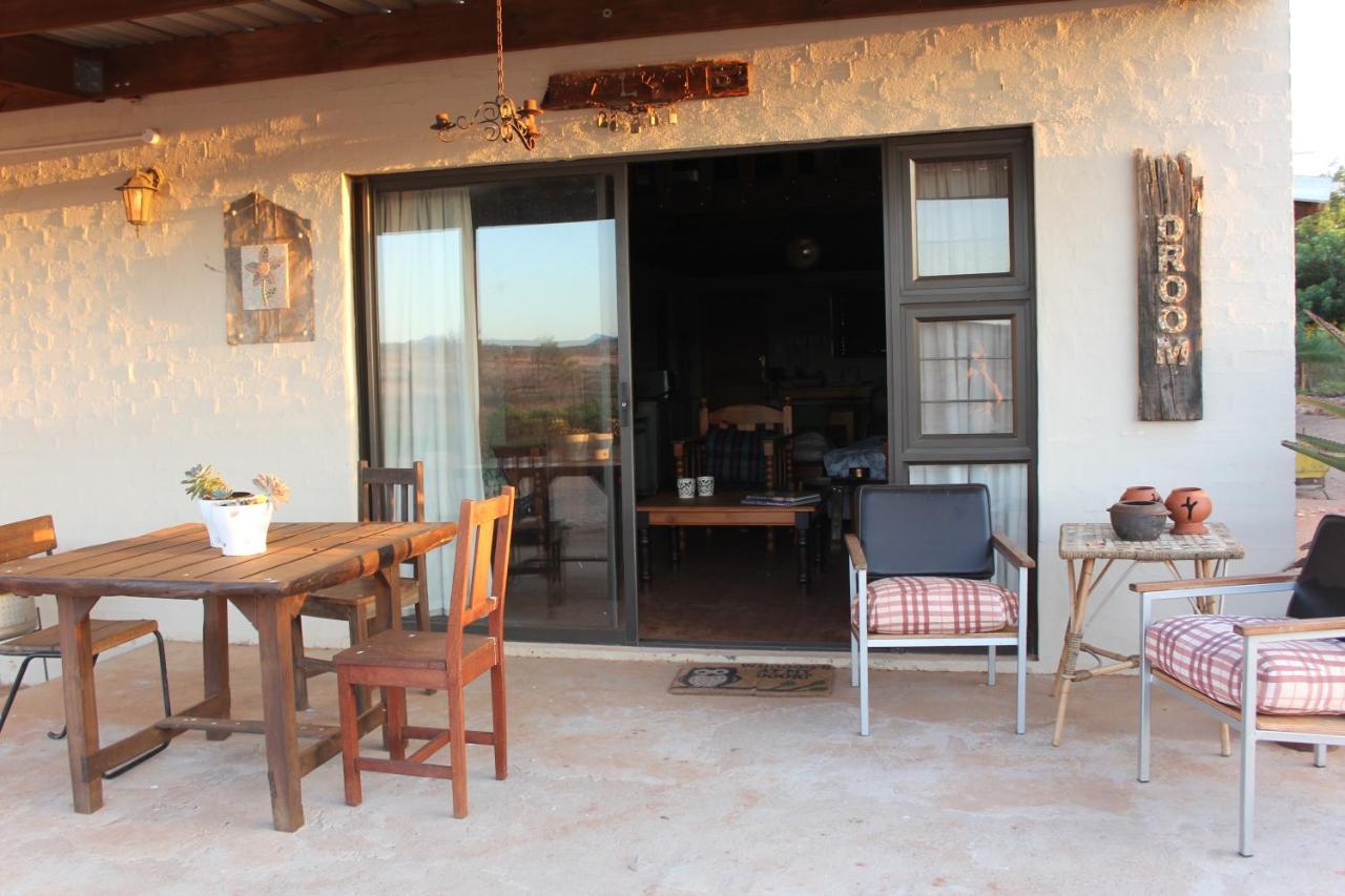 Pureplaas Self Catering Volmoed Oudtshoorn Klein Karoo Apartment Bagian luar foto