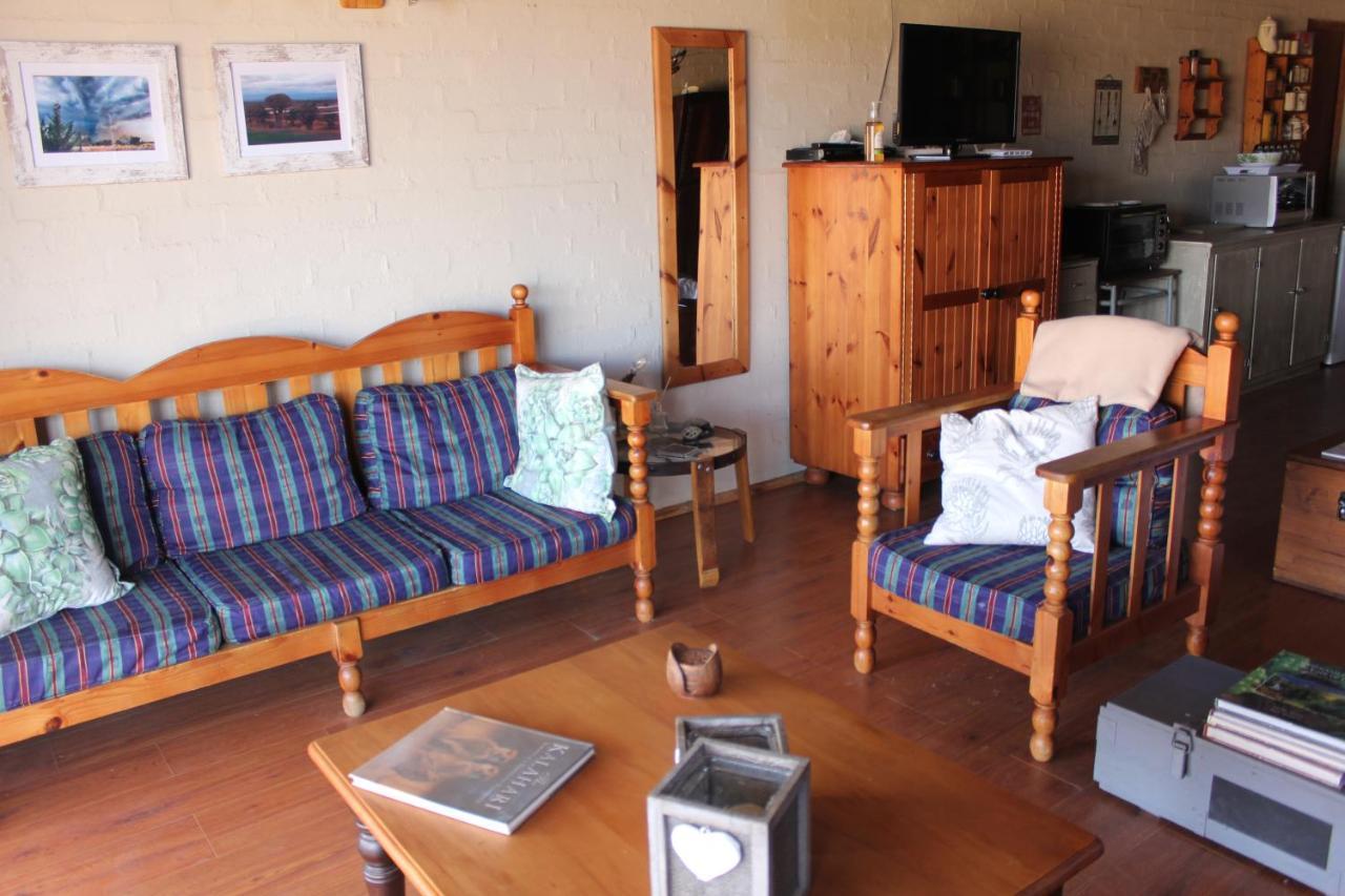 Pureplaas Self Catering Volmoed Oudtshoorn Klein Karoo Apartment Bagian luar foto