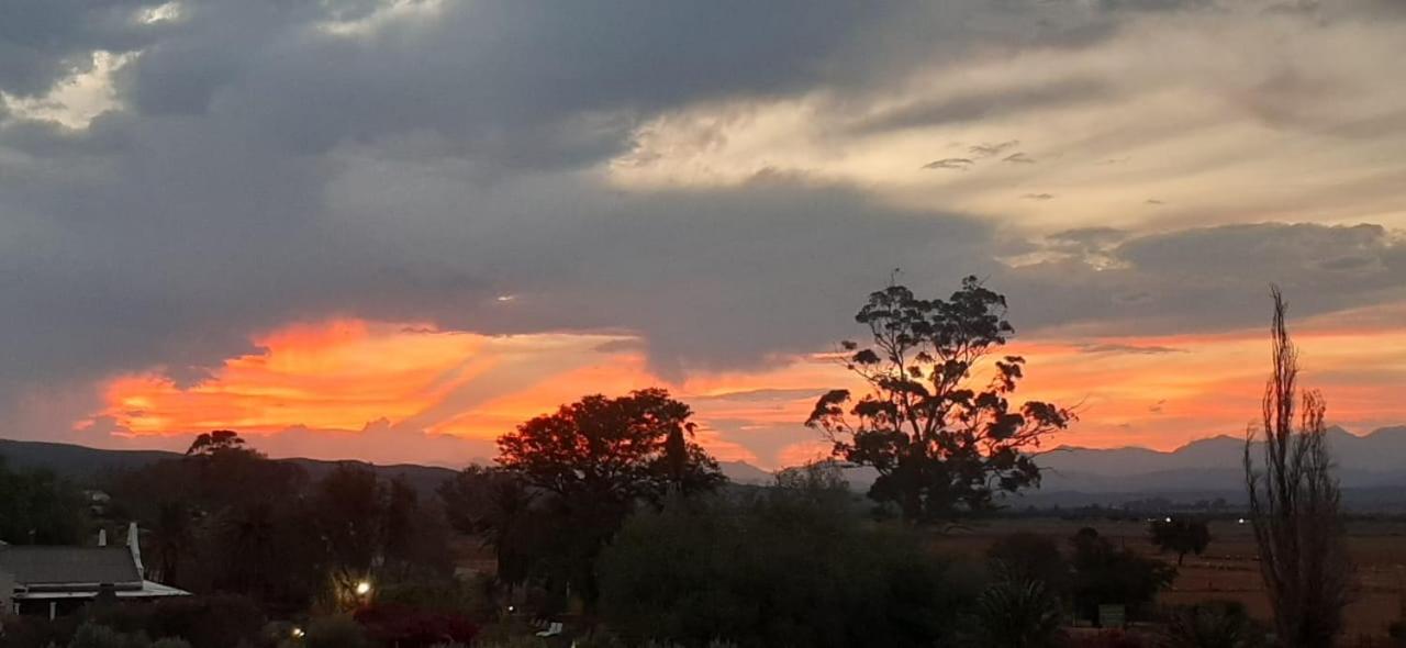 Pureplaas Self Catering Volmoed Oudtshoorn Klein Karoo Apartment Bagian luar foto